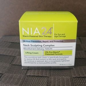 NIA 24 LIFTING CREAM